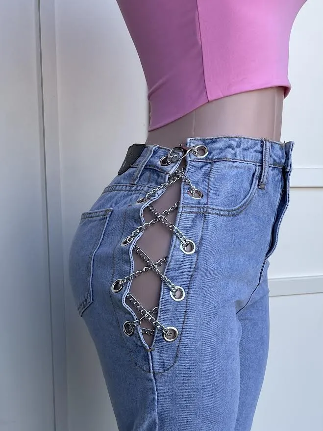 Locked In High Waisted Jeans (Light Wash)